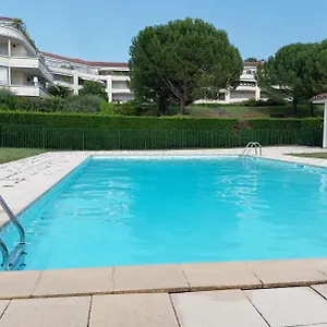 Appartement Entierement Equipe, Charbonnières-les-Bains