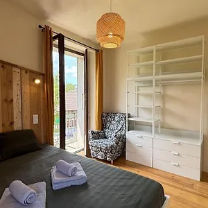 Appartement T2 Cocon Avec Balcon Et Parking, La Roche-sur-Foron