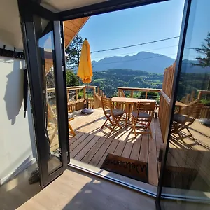 Appartement Kopernik & Freyia, Sinard